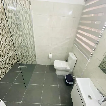 Secret Garden 03 לינה וארוחת בוקר *